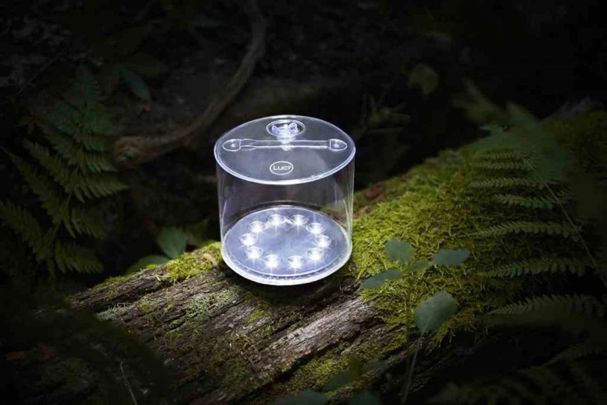 Inflatable Solar-Powered Lights Inflatable Solar-Powered Lights