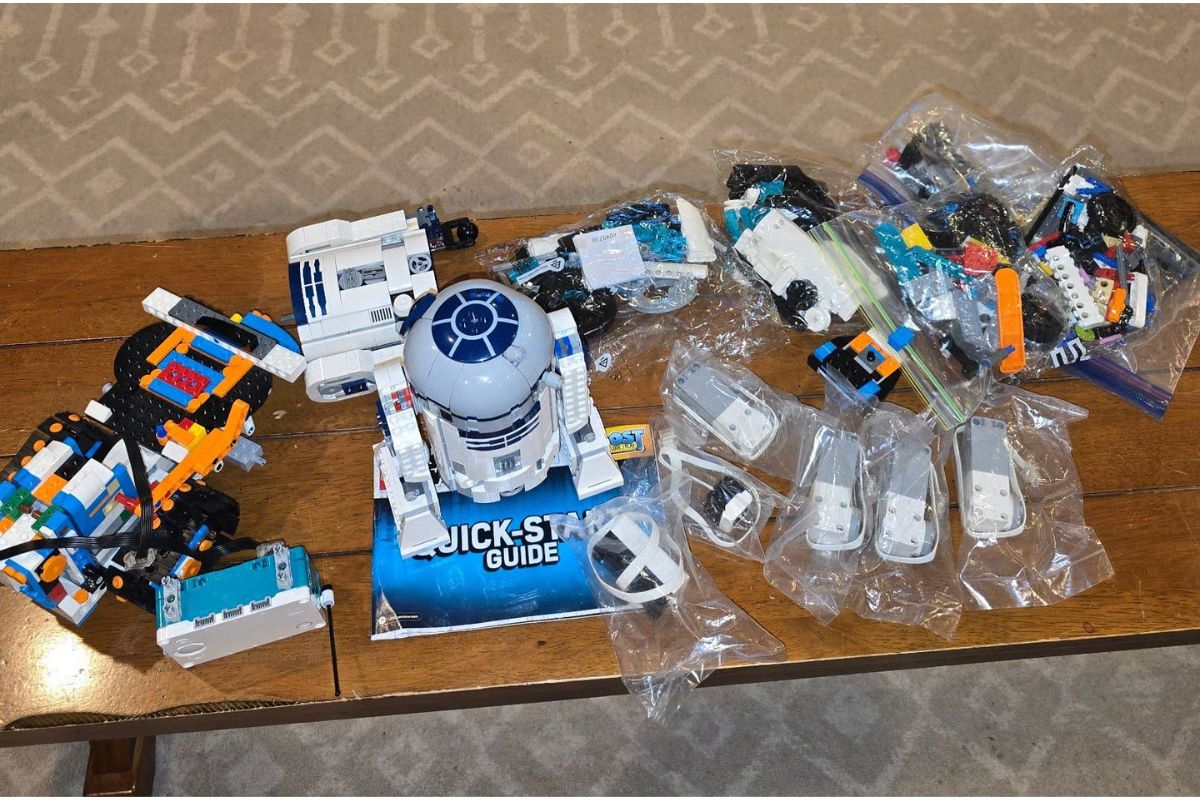 LEGO BOOST Creative Toolbox LEGO BOOST Creative Toolbox